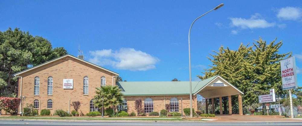 North Parkes Motel Exterior photo
